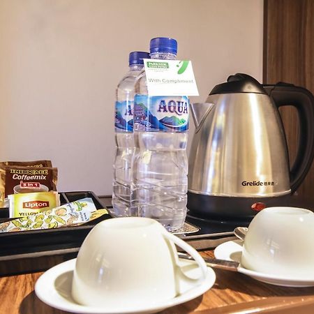 Parkside Gayo Petro Hotel Takengon Esterno foto