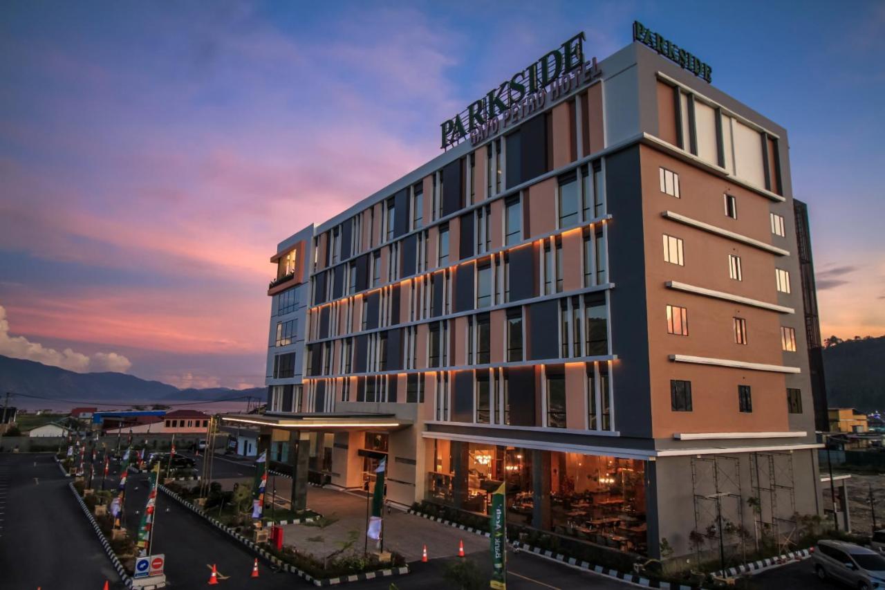 Parkside Gayo Petro Hotel Takengon Esterno foto