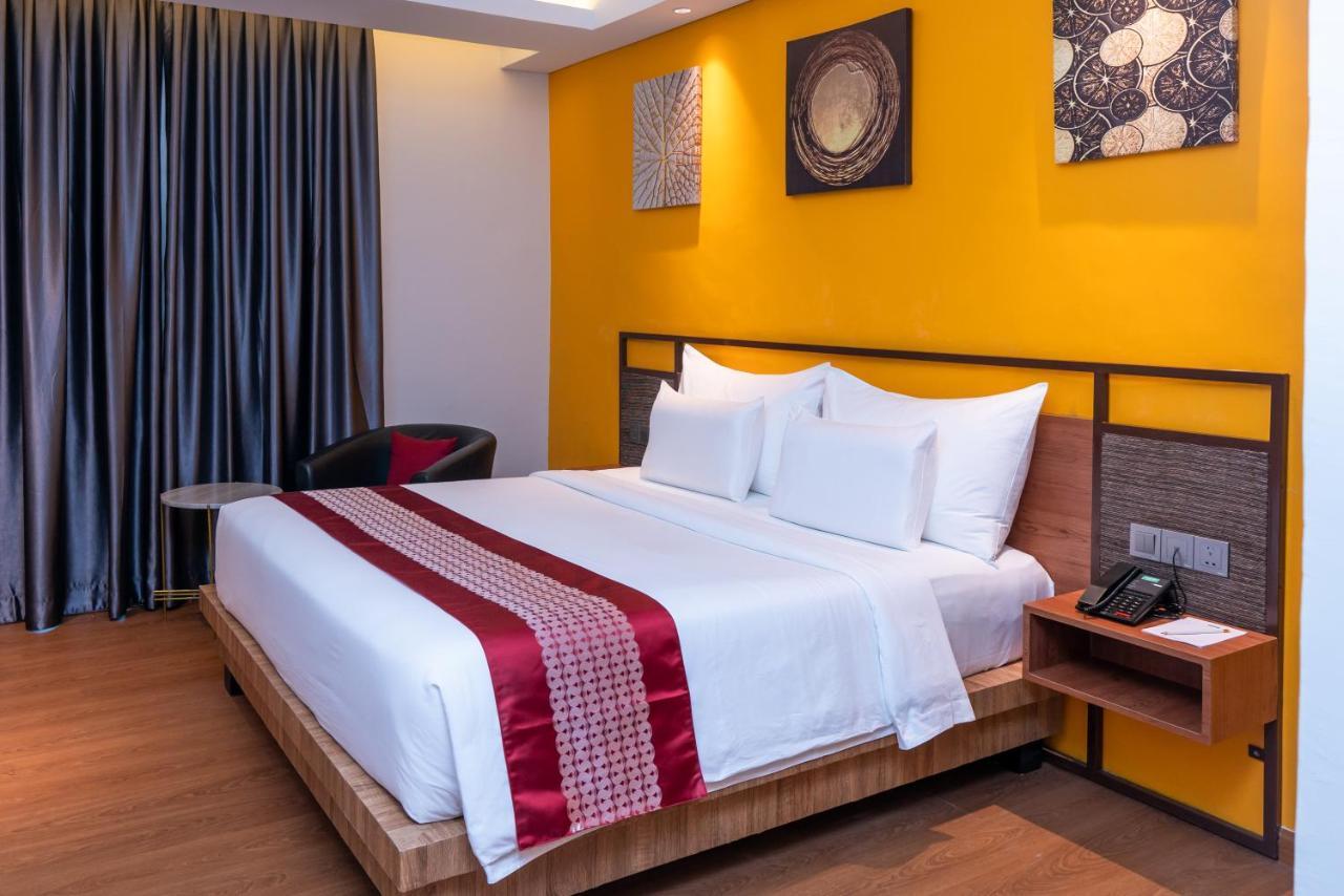 Parkside Gayo Petro Hotel Takengon Esterno foto